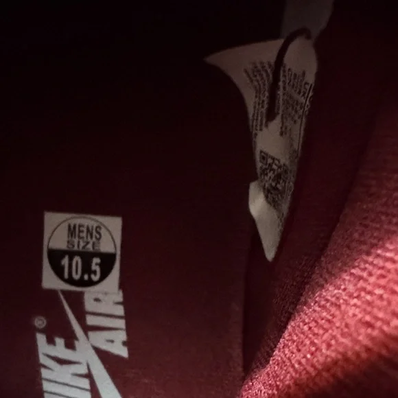 Air Jordan 1 Retro   HIGH OG - Picture 5 of 8